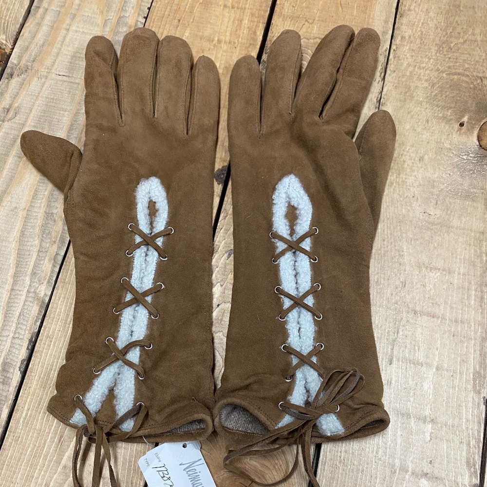 Neiman Marcus Gloves